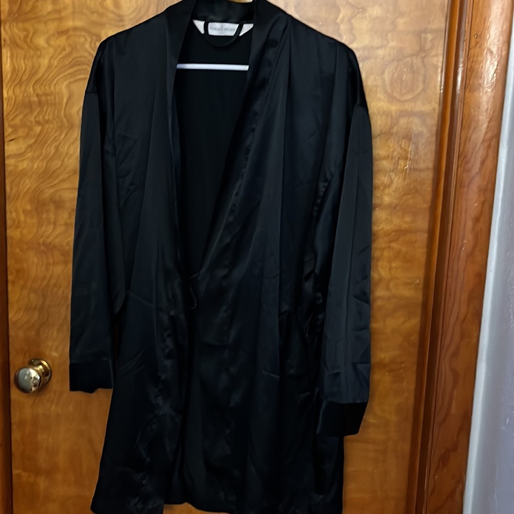 Vintage lingerie Victoria’s Secret silky Robe